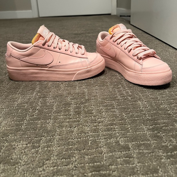 Nike platforms pink - Picture 2 of 3
